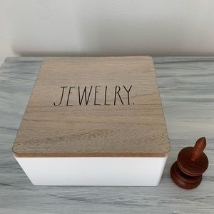🌼BOGO free item! Rae Dunn jewelry organizer and wooden ring holder!